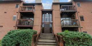 Open Concept and Renovated Top Level Condo. Close to BWI, Ft. Meade  NSA Gallery 1
