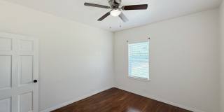 1214 Sutton Gallery 32