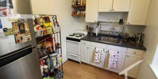 Charming 2 Bedroom--No Broker Fee Gallery 4