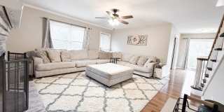 Spacious Fully-Furnished 5-Bedroom Home | Mid-Term Rental in Green Island Hills Gallery 7