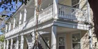 Beautiful 2 BR/1 BA Furnished Apartment Available in Downtown Charleston! Gallery 17