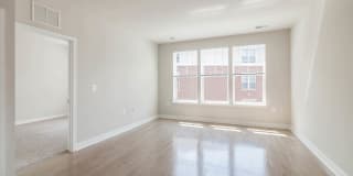 Radiant Fairfax Ridge Apartments Gallery 13
