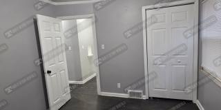 7331 W Outer Dr Gallery 11