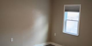 Charming 3 - Bedroom Property in Prime Location Gallery 26