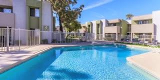 Lemon & Pear Tree Apartments Gallery 4