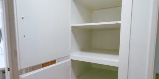 2255 Montrose Ave Gallery 26