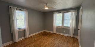 Charming 2/2 With Fenced In Backyard Move In Ready Now! Gallery 11