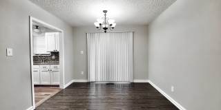 Stylish & Convenient 3/2/2 Home in Jenks Gallery 4
