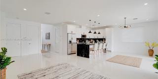 1805 Northwest 22nd Court Gallery 8