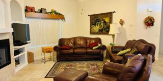 Spacious 3-Bedroom Home with Mountain Views, 3-Car Garage, and Furnished in Desert Lake Estates Gallery 6