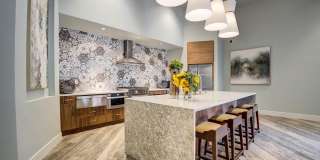 Renaissance Square Gallery 36