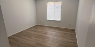 3321 W Cholla Street Gallery 19