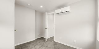 30 KEYSTONE Avenue Gallery 21