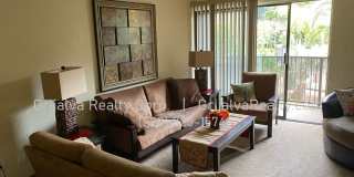 Furnished 2 Bedroom Condo with Community Pool Close to the UofA! (Speedway/Euclid) Gallery 3