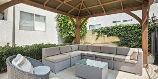 Sherman Oaks Gardens Gallery 22