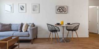 Wave Lakeview Gallery 11