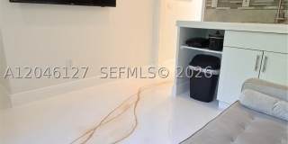1028 S 62nd Ave Gallery 10
