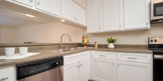 Wilbur Oaks Apartments Gallery 33