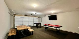 Brand New Home Walking distance to Spooky Nook Gallery 32