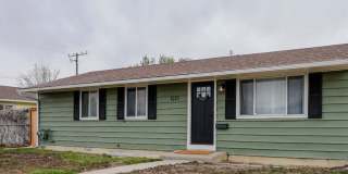 Fully Furnished 3BR | Renovated | All Utilities Included | Ideal for 30+ Day Stays Gallery 1