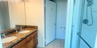 411 W Seaside Way Gallery 21