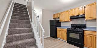 713 Canonby Place Unit E Gallery 2