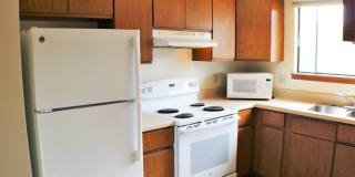 $1,550 | 3 Bedroom, 2.5 Bathroom Townhome | No Pets | Available for August 1st, 2026 Move In! Gallery 9