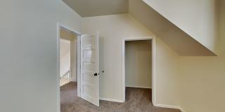 **Coming Soon** 5 Bedroom House Near Gonzaga Gallery 16