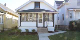 3 bedroom 1 bath West Allis home with granite counters and 2 car garage Gallery 1