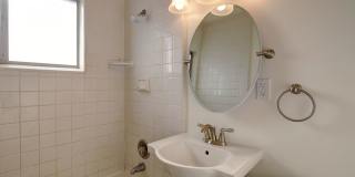1114 Garden Street Gallery 26