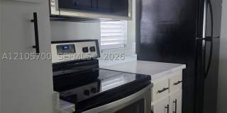 9946 Twin Lakes Dr 9946 Twin Lakes Dr Gallery 1