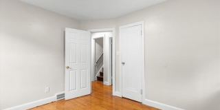 11110 Wayburn Street Gallery 14