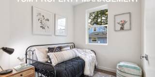 1719 N 185th St Gallery 24