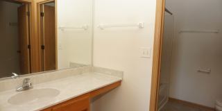 Beautiful and cozy 3 bedroom home with 2.1 bath Gallery 33