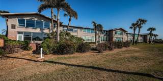 2 CAUSEWAY Boulevard Gallery 26