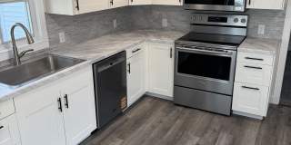 914 Lakeside Avenue Gallery 15