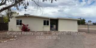 3 Bedroom, 2 Bath House for Rent on the Eastside (Irvington/Kolb) Gallery 1