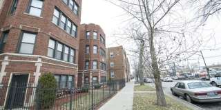 7914 S Hermitage Auburn Gresham Apartments Gallery 15