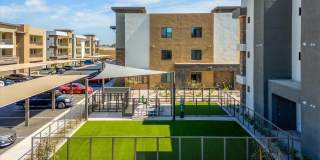 Acero on Roosevelt Gallery 25