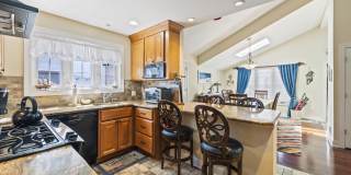 204 Randall Avenue Gallery 15