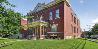 2303-2305 Russell Boulevard Gallery 2