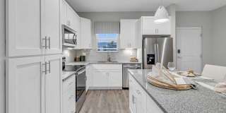 Seneca at Oak Creek - Senior Housing Gallery 10