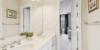26368 STRATHAVEN Court Gallery 19