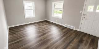 Move-In Ready 3BR Home in Desirable Euclid Location Gallery 3