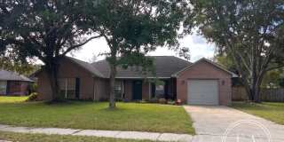 Spacious 4-bedroom/2-bedroom Brick Home in Fairington Subdivision Spacious 4-bedroom/2-bedroom Brick Home in Fairington Subdivision Gallery 1