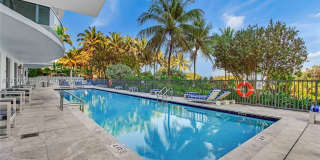 9401 Collins Ave Gallery 29