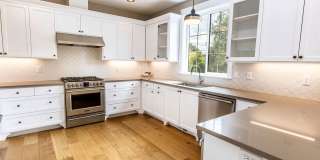 Location, Location, Location! Beautiful 3 Bedroom Townhome in First Addition!!!! Location, Location, Location! Beautiful 3 Bedroom Townhome in First Addition!!!! Gallery 9