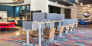 The Melrose Gallery 28