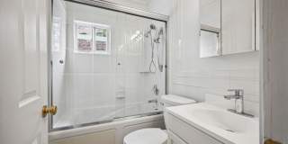 Charming 2 Bedroom in Foggy Bottom Gallery 13