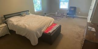 ****AVAILABLE AUGUST 2027**** Large 3 bed, 3 bath House with fenced yard ****AVAILABLE AUGUST 2027**** Large 3 bed, 3 bath House with fenced yard Gallery 19